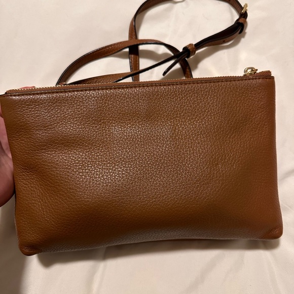 MICHAEL KORS
Leather Trimmed Crossbody Bag - Picture 3 of 11